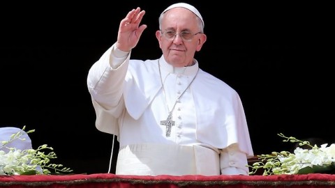 Pope Francis Prays for peace in Syria
