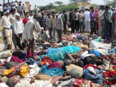 Death toll rises to 110 at MP temple stampede
