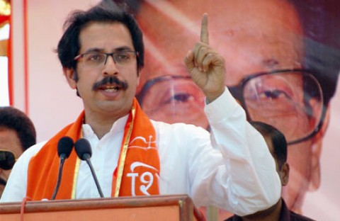 Uddhav Thackeray offers resignation to Sena cadre