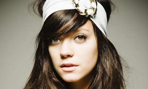 Singer Lily Allen is in a racial controversy