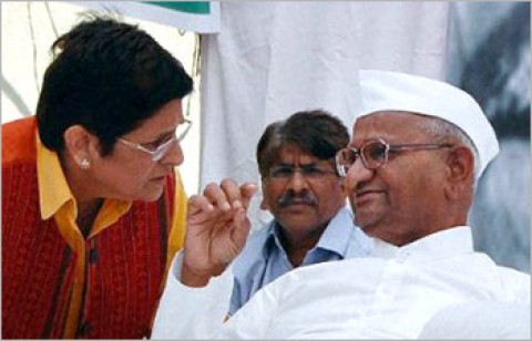 Anna Hazare hits back at Arvind Kejriwal