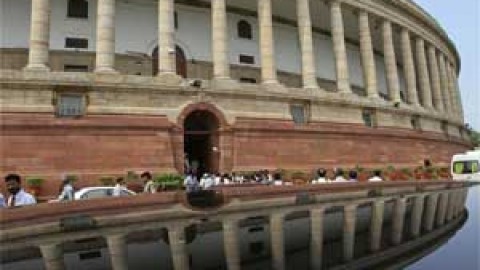 Trouble for Congress; 84 MPs to back no confidence motion