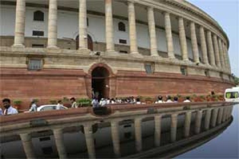 Trouble for Congress; 84 MPs to back no confidence motion