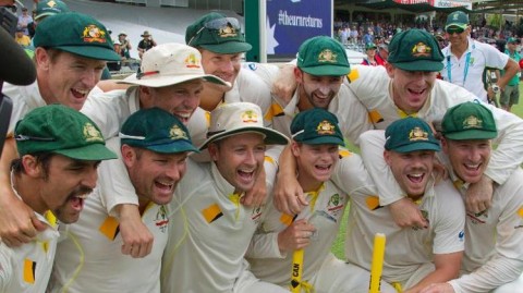 The Ashes returns to the Aussies