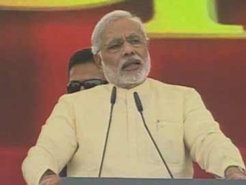 Modi lashes out at Rahul over corruption