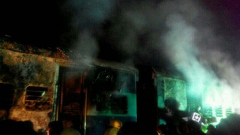 Nine killed as Mumbai-Dehradun Express catches fire