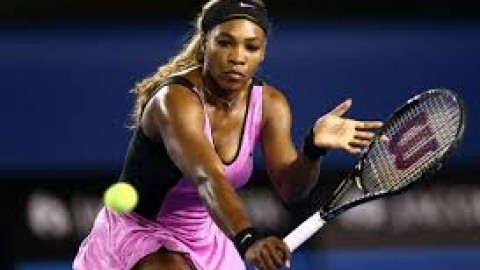 Serena Williams through to the third round of Australian Open