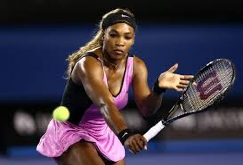 Serena Williams through to the third round of Australian Open