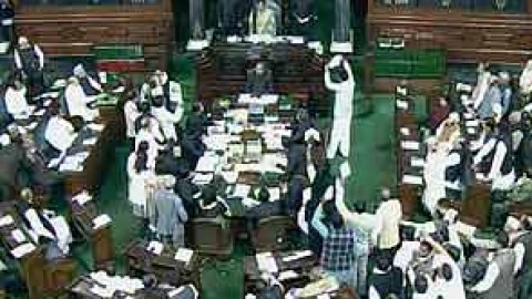 Lok Sabha adjourned over Telangana