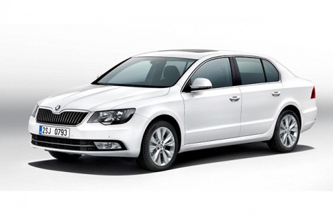 Skoda launches Superb facelift at Rs 18.87 lakh