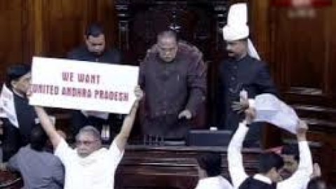 Govt tables Telenagana Bill in Lok Sabha