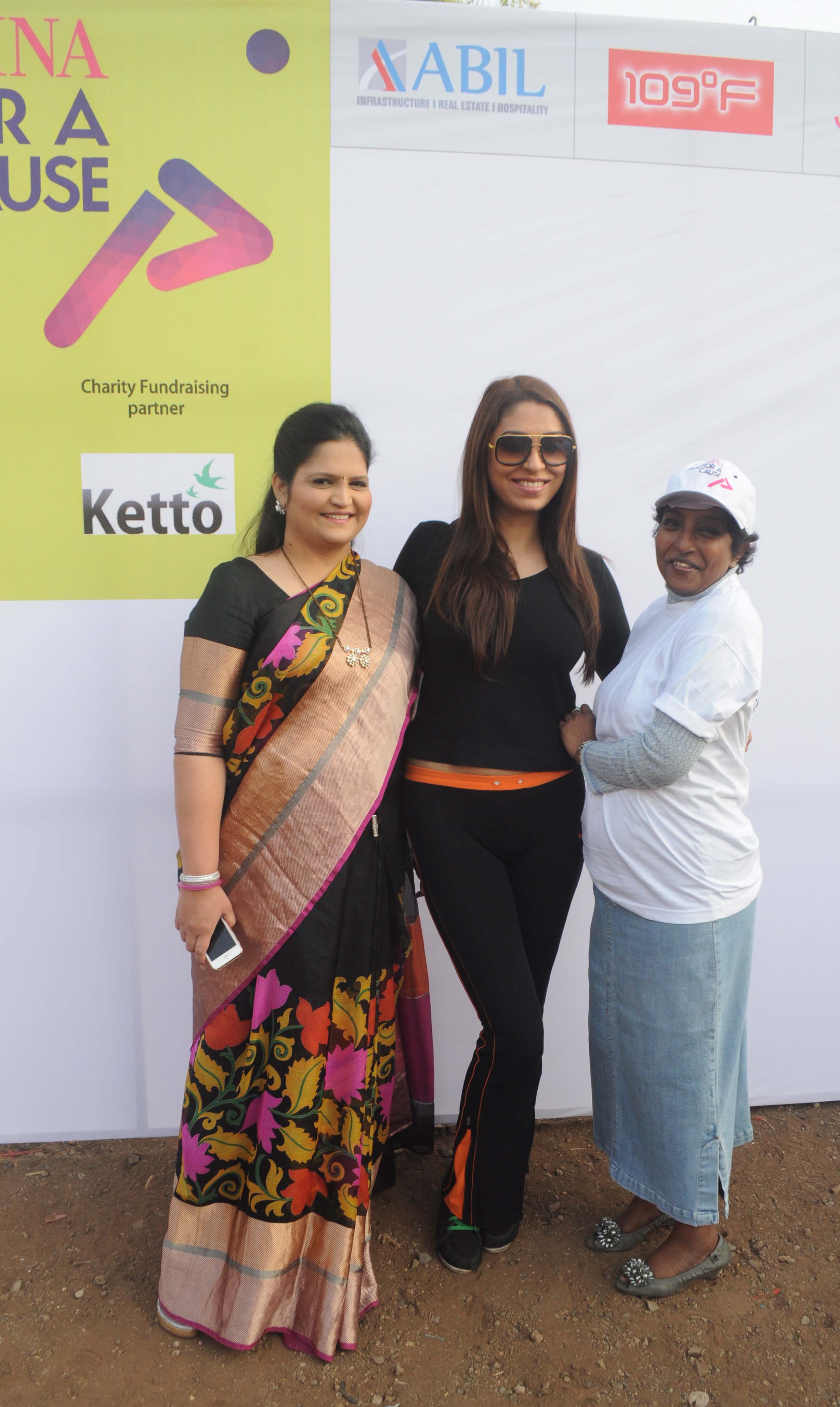Usha Kakade, Pooja Mishra & Corina Manuel at the 'Femina Marathon-Run to Save The Girl Child'