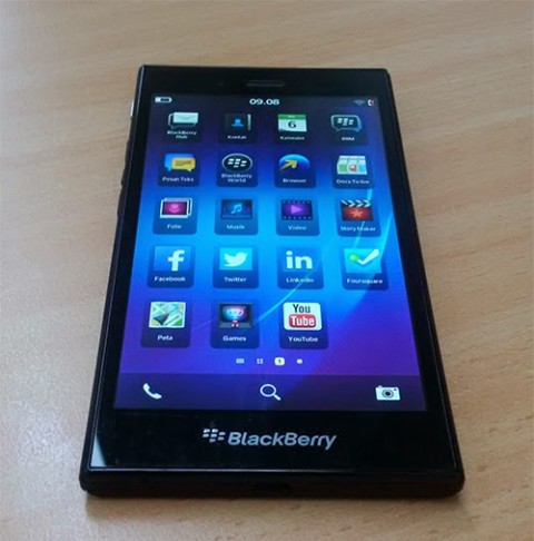 BlackBerry Z3 is up for Pre-Order