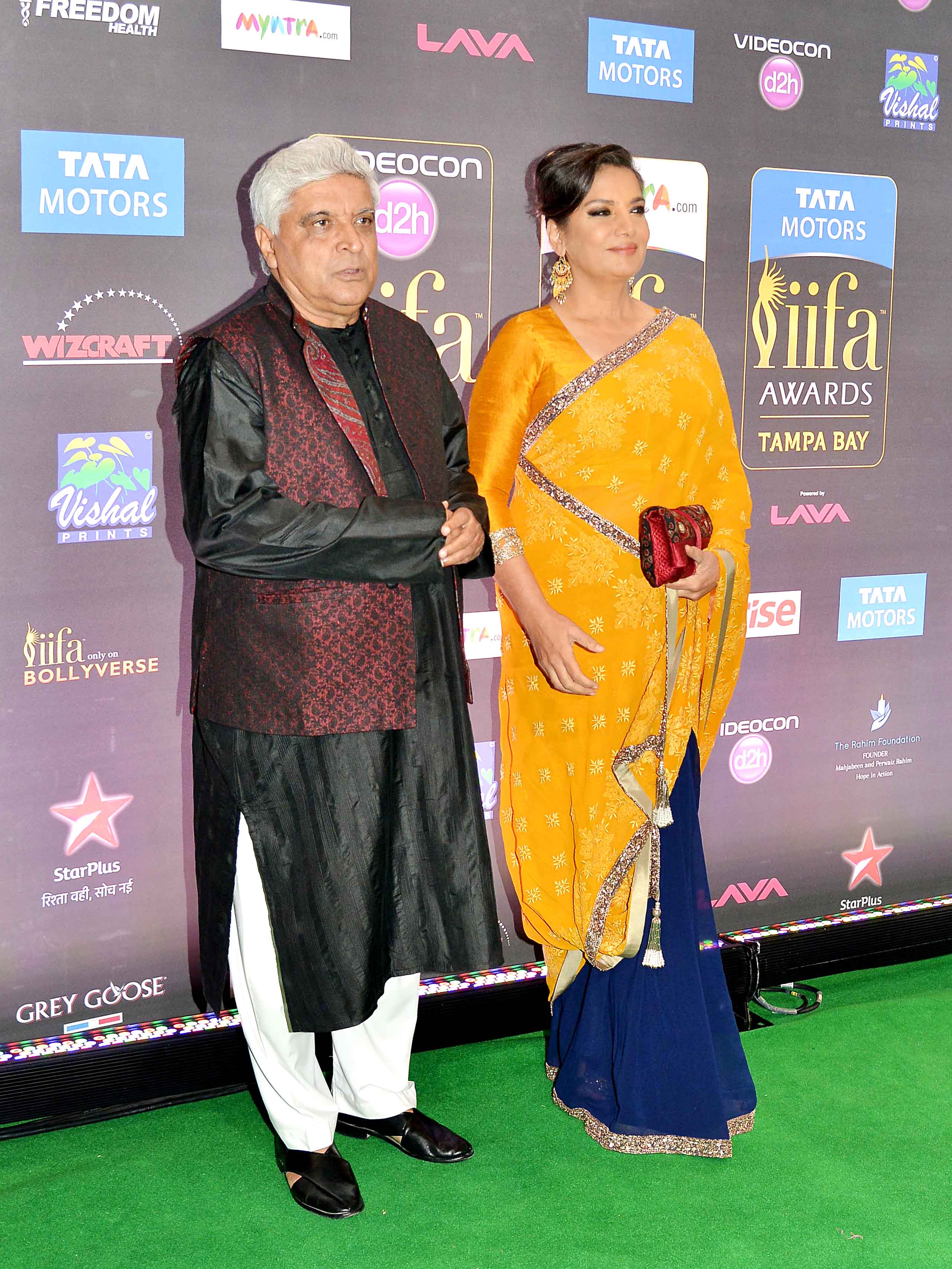 The graceful couple_ Javed and Shabana Akhtar at The Green Carpet of Vid...
