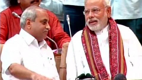 Narendra Modi resigns as Gujarat CM; Anandiben Patel names successor