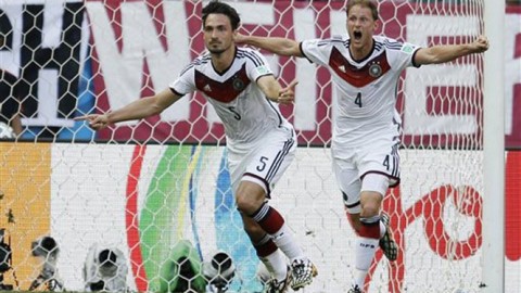 Germany thrashes Portugal 4-0
