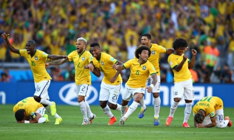 Julio Cesar and the woodwork save the day for Brazil
