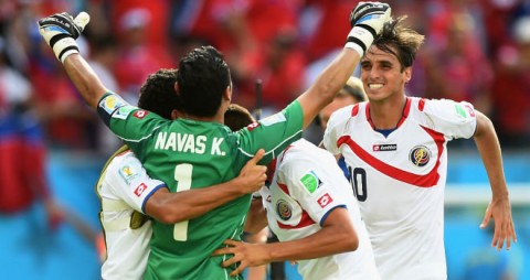 Costa Rica beats Italy, reaches last 16