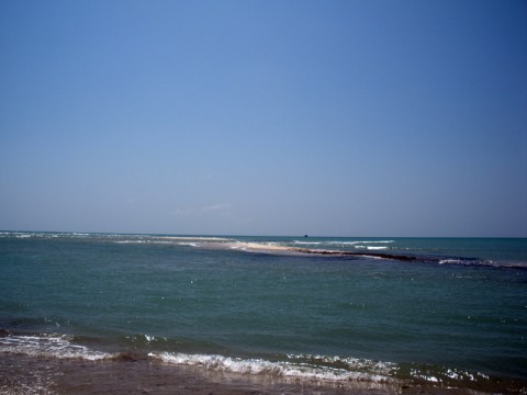Dhanushkodi Beach