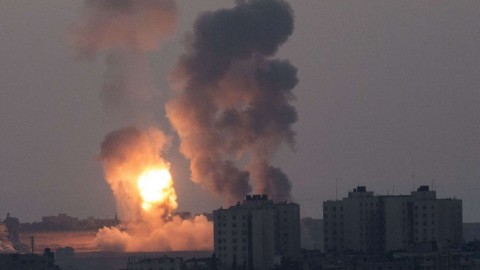Hamas targets Israel cities; army determined to fight back