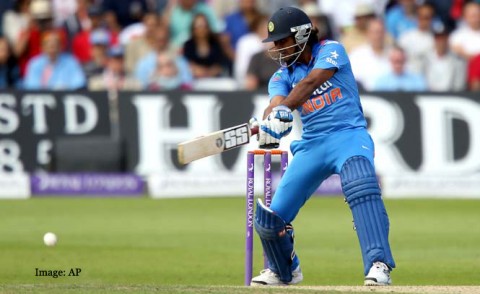 India secures easy win in 3rd ODI