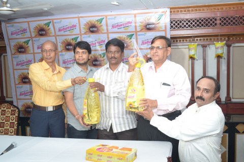 Naturralle Refined Sunflower Oil launches 5 Litre Jar in Vijayawada