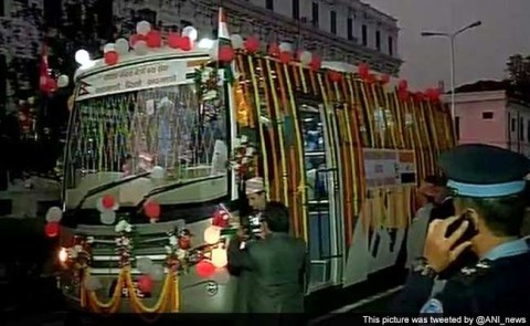 Narendra Modi flags off Kathmandu-Delhi bus service