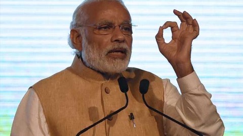 Modi-mania: Controversy arises on his date of birth after degree