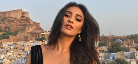 Pretty Little Liars star Shay Mitchell is in India, calling it a #Shaycation!