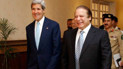 John Kerry met Nawaz Sharif in his surprise Pakistan Visit