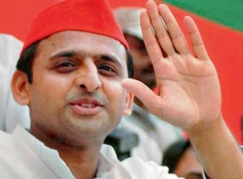 Akhilesh Yadav targets Amit Shah