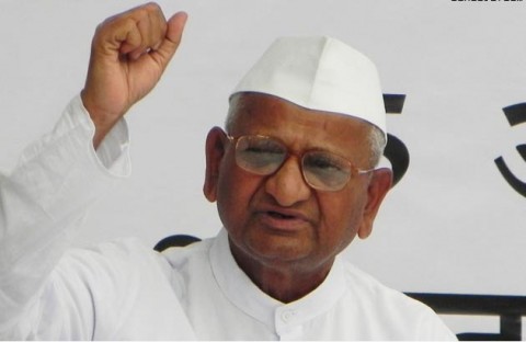 Anna Hazare threatens another fast