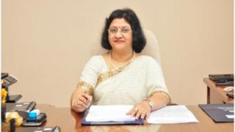 Arundhati Bhattacharya becomes first woman chief of SBI