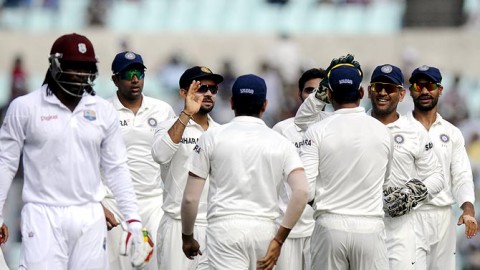 Debutant Shami steals the show on the first day at Eden Gardens