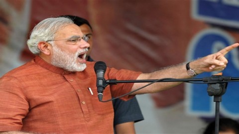 Modi challenges congress on development issues