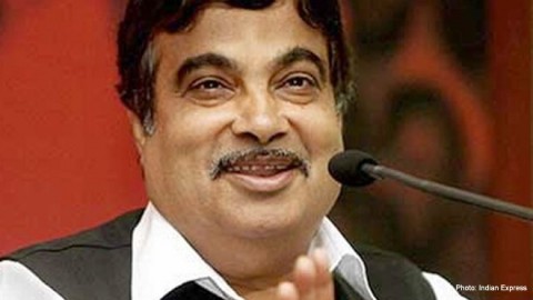 Nitin Gadkari alleges AAP-Congress deal, Kejriwal denies
