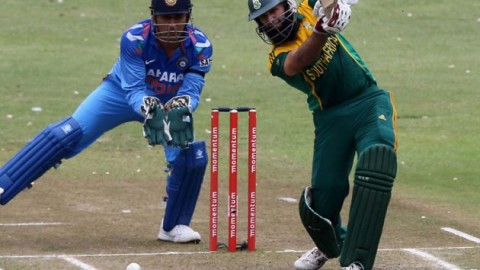 India slumps to second straight defeat
