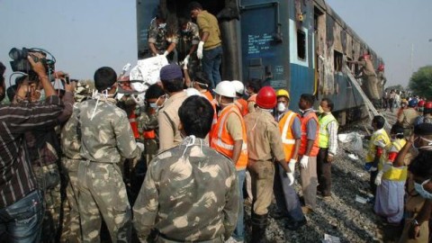 23 dies as Bangalore-Nanded Express catches fire