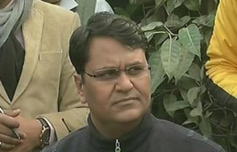 Binny calls off agitation against AAP
