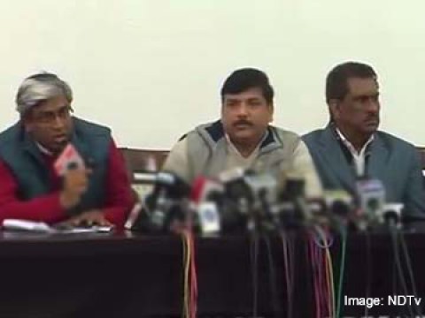 AAP alleges BJP to ‘conspiring’ bring down government