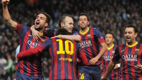 Barcelona wins 2-0; PSG drubs Leverkusen 4-0
