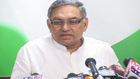 Janardan Dwivedi wants end to reservation on caste