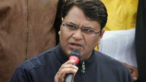 More trouble for AAP