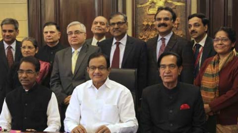 Chidambaram presents vote on account