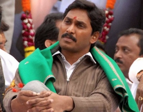 Jagan targets Sonia Gandhi over Telangana tangle