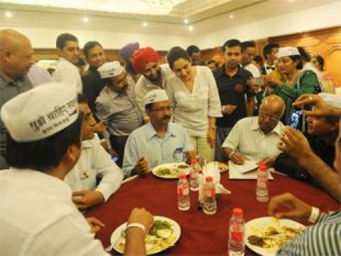 AAP raises Rs 50 lakh from dinner