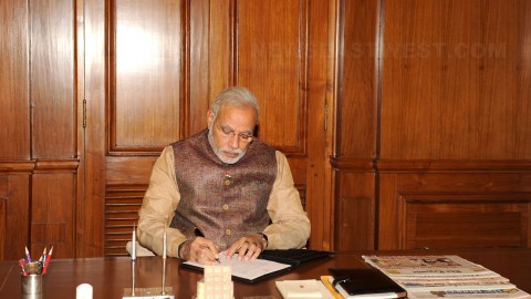 PM Narendra Modi to keep the Varanasi seat