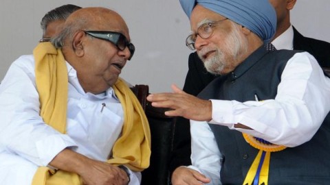Karunanidhi slams Justice Katju; Manmohan under pressure
