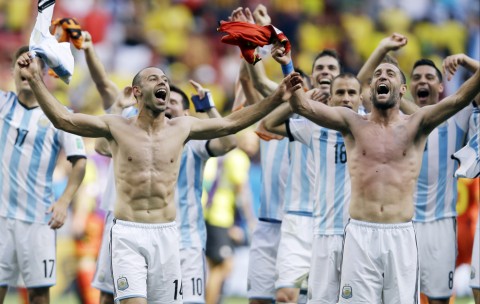 Argentina sets up summit clash with Germany