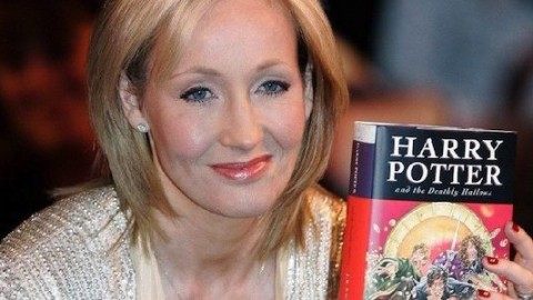 JK Rowling takes on Dumbledore critics on her twitter